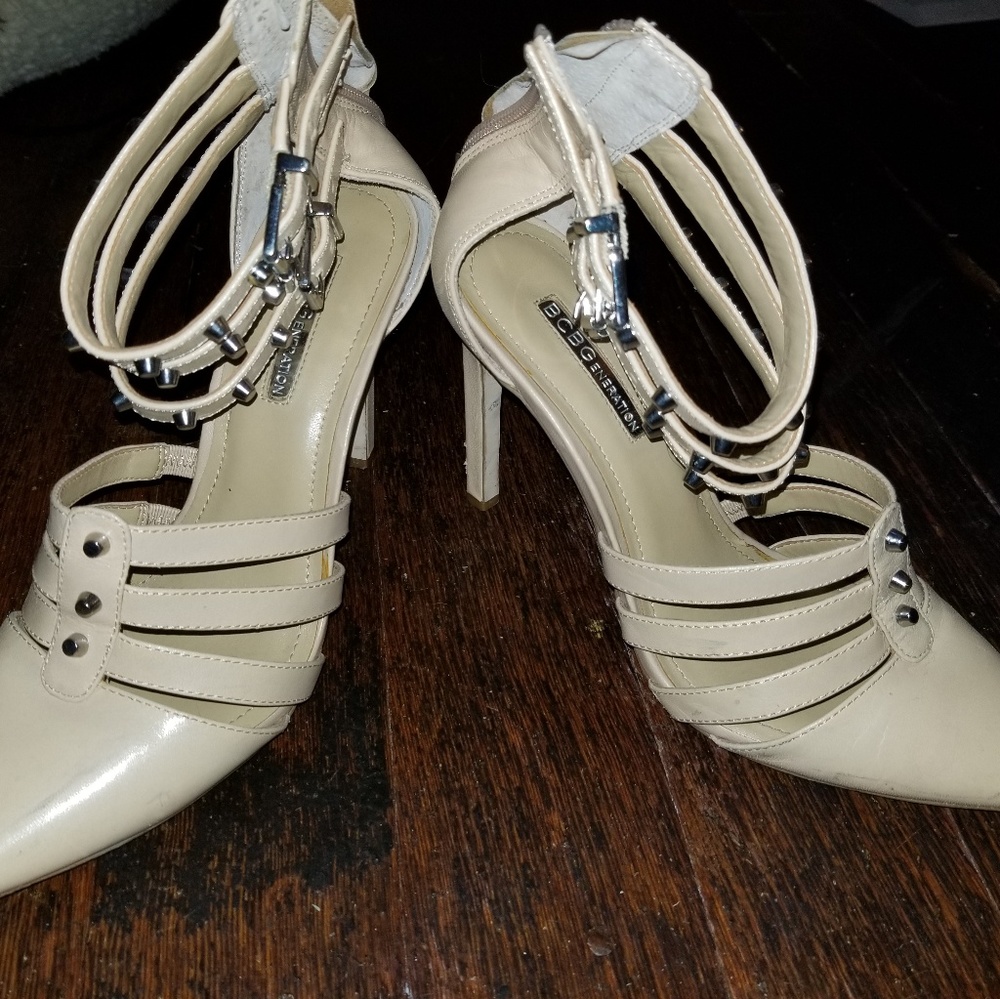 Bcbg heels